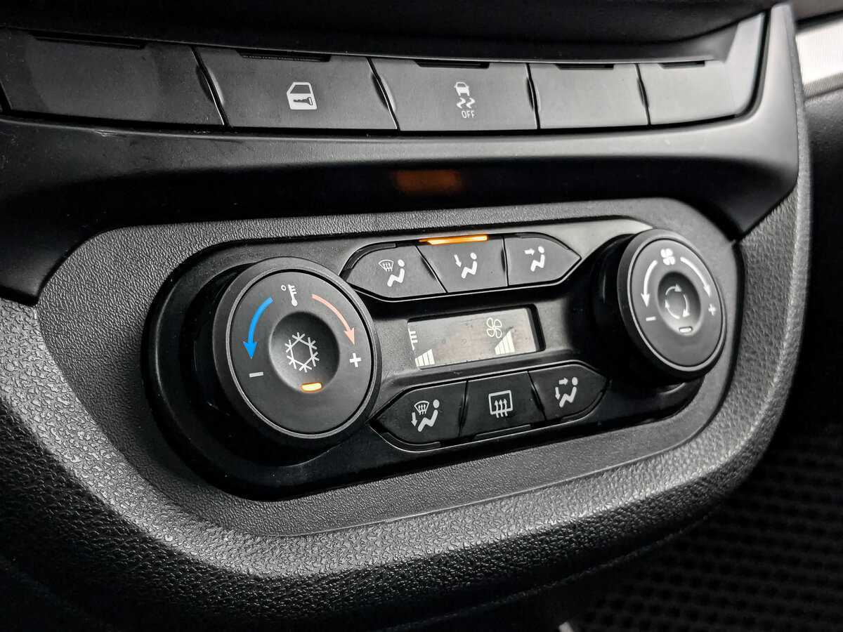 Lada (ВАЗ) Vesta, 2020 Фото №17