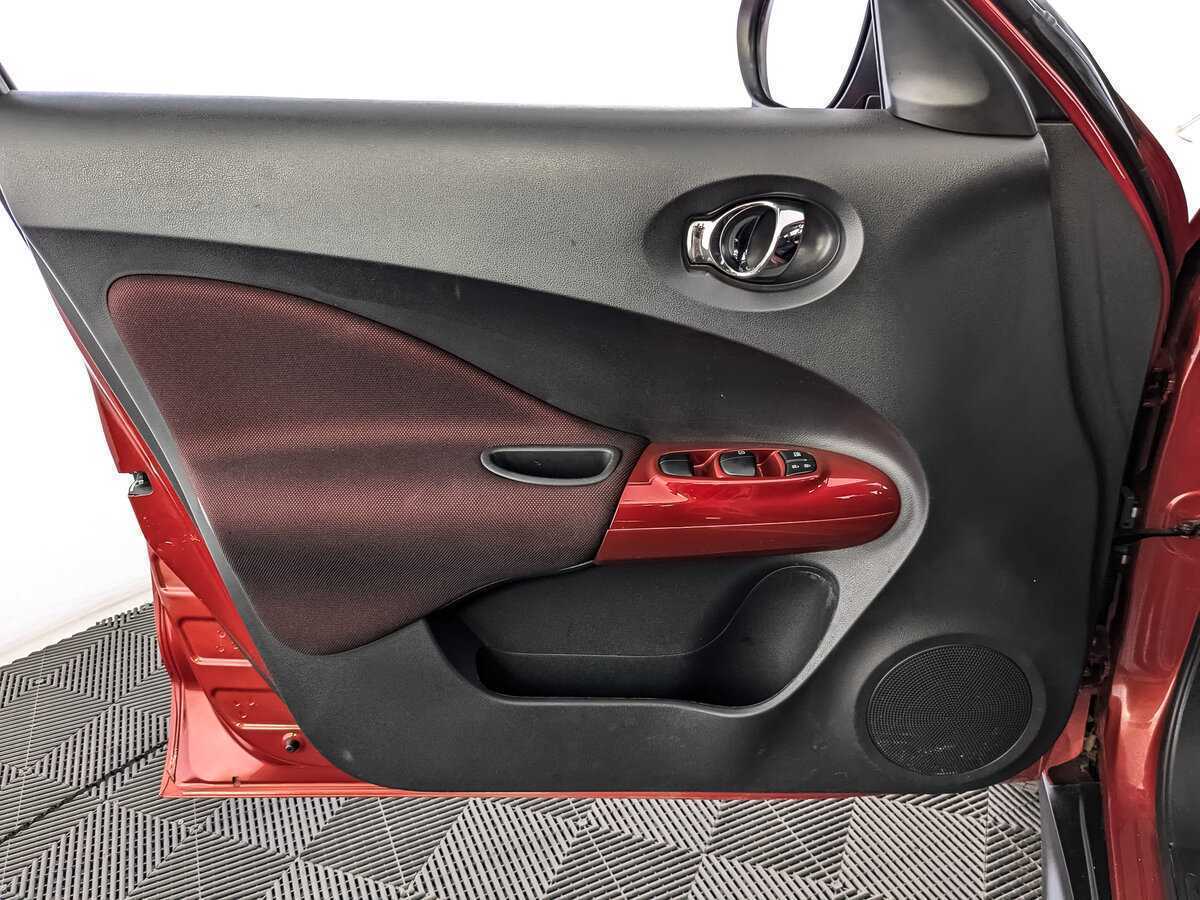 Nissan Juke, 2013 Фото №14