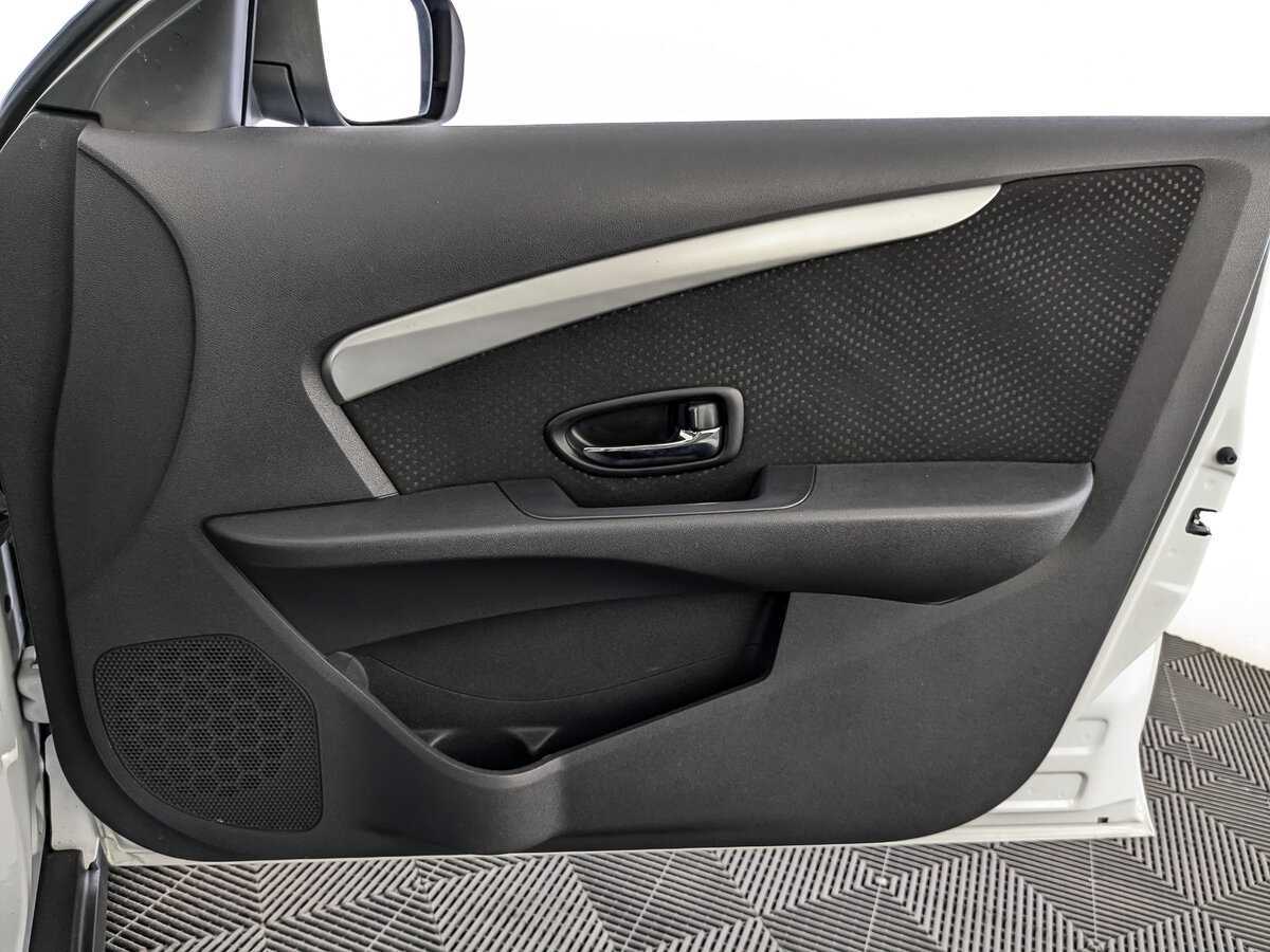 Nissan Almera, 2015 Фото №19