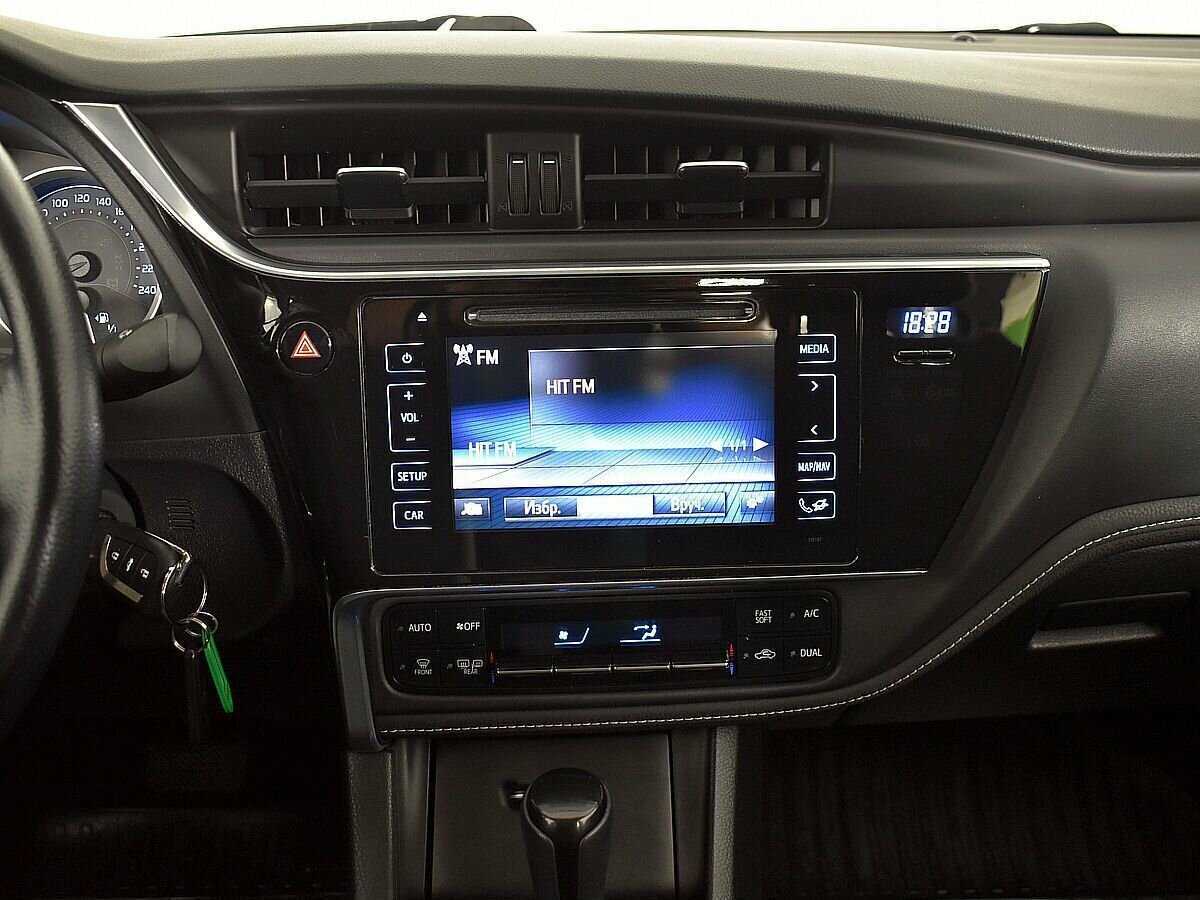 Toyota Corolla, 2017 Фото №13