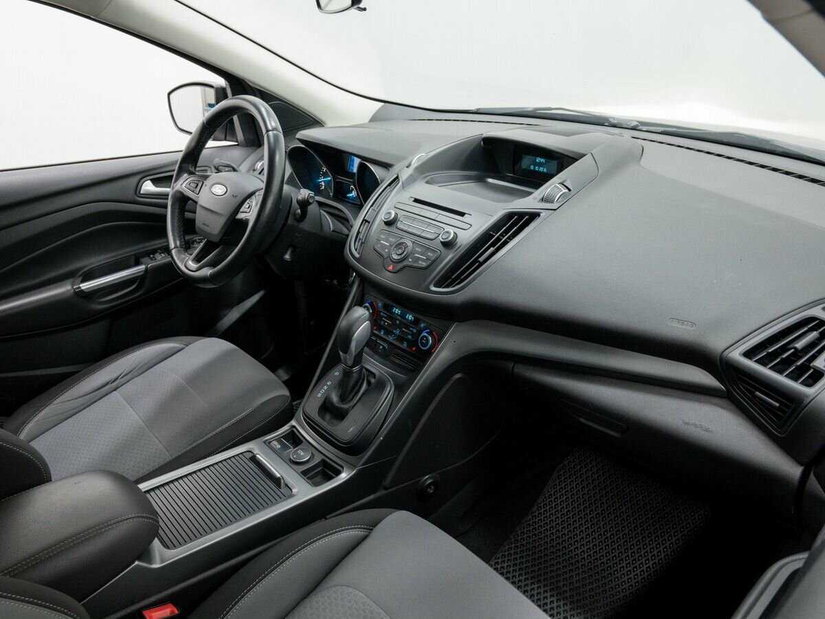 Ford Kuga, 2016 Фото №8