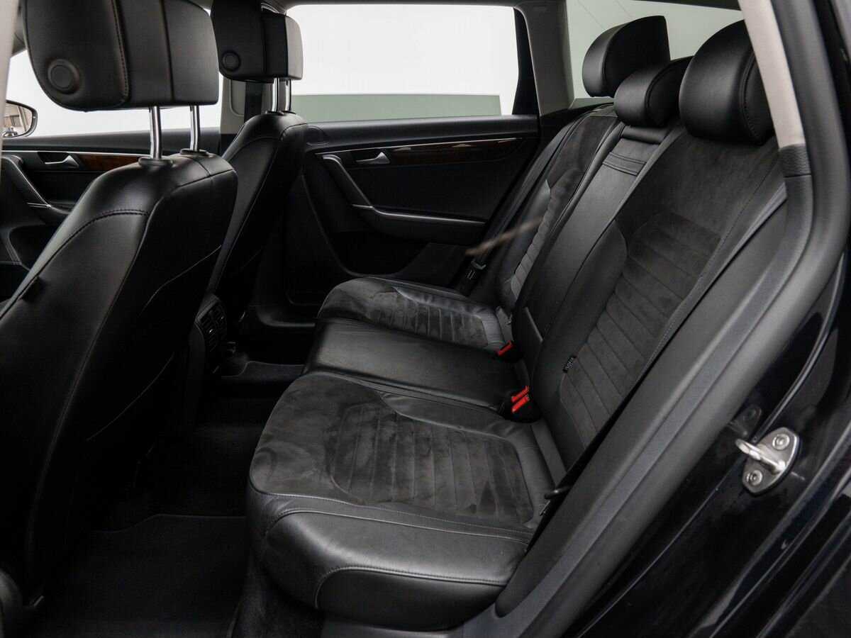 Volkswagen Passat, 2012 Фото №12