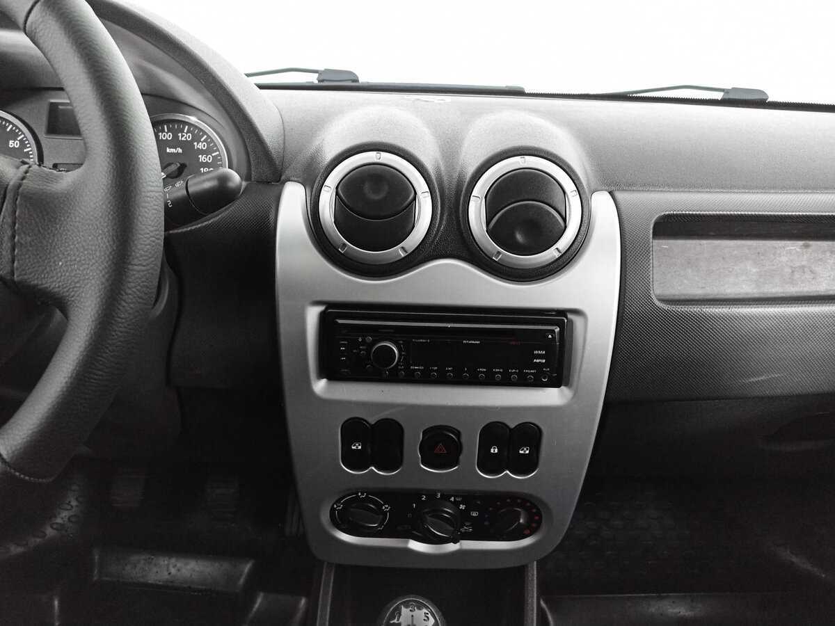 Renault Logan, 2014 Фото №13