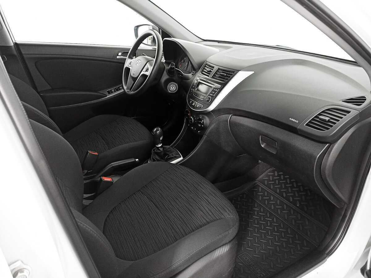 Hyundai Solaris, 2015 - 106 302 км. | Фото №7