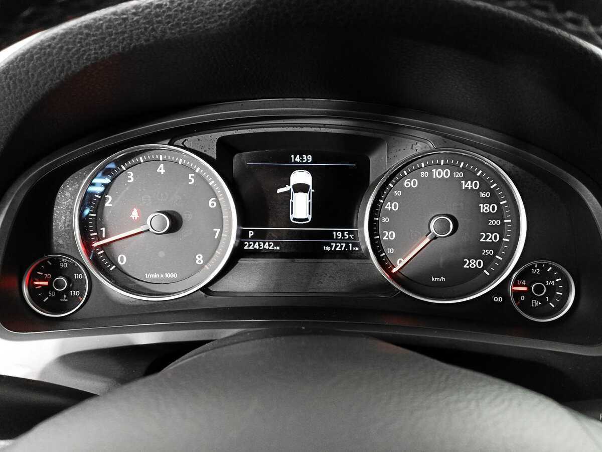 Volkswagen Touareg, 2013 - 224 344 км. | Фото №8