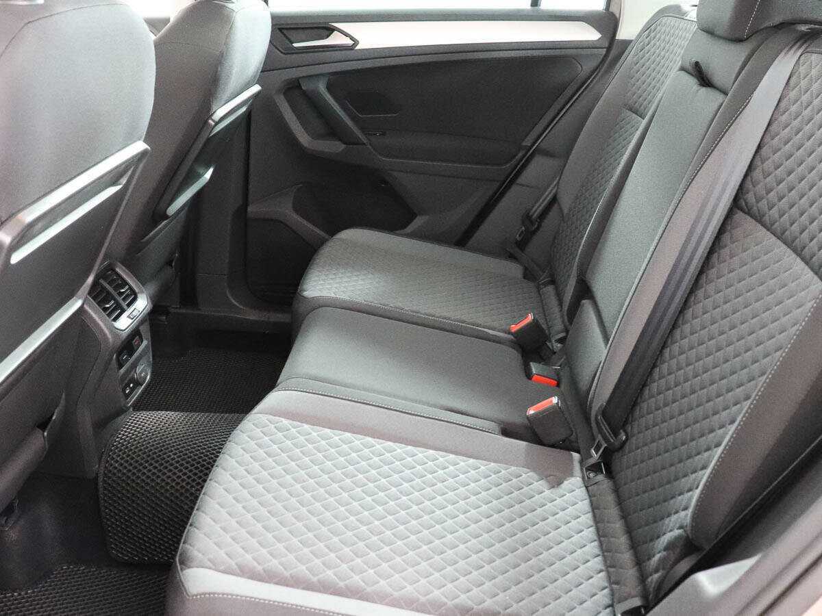 Volkswagen Tiguan L, 2018 - 73 850 км. | Фото №8