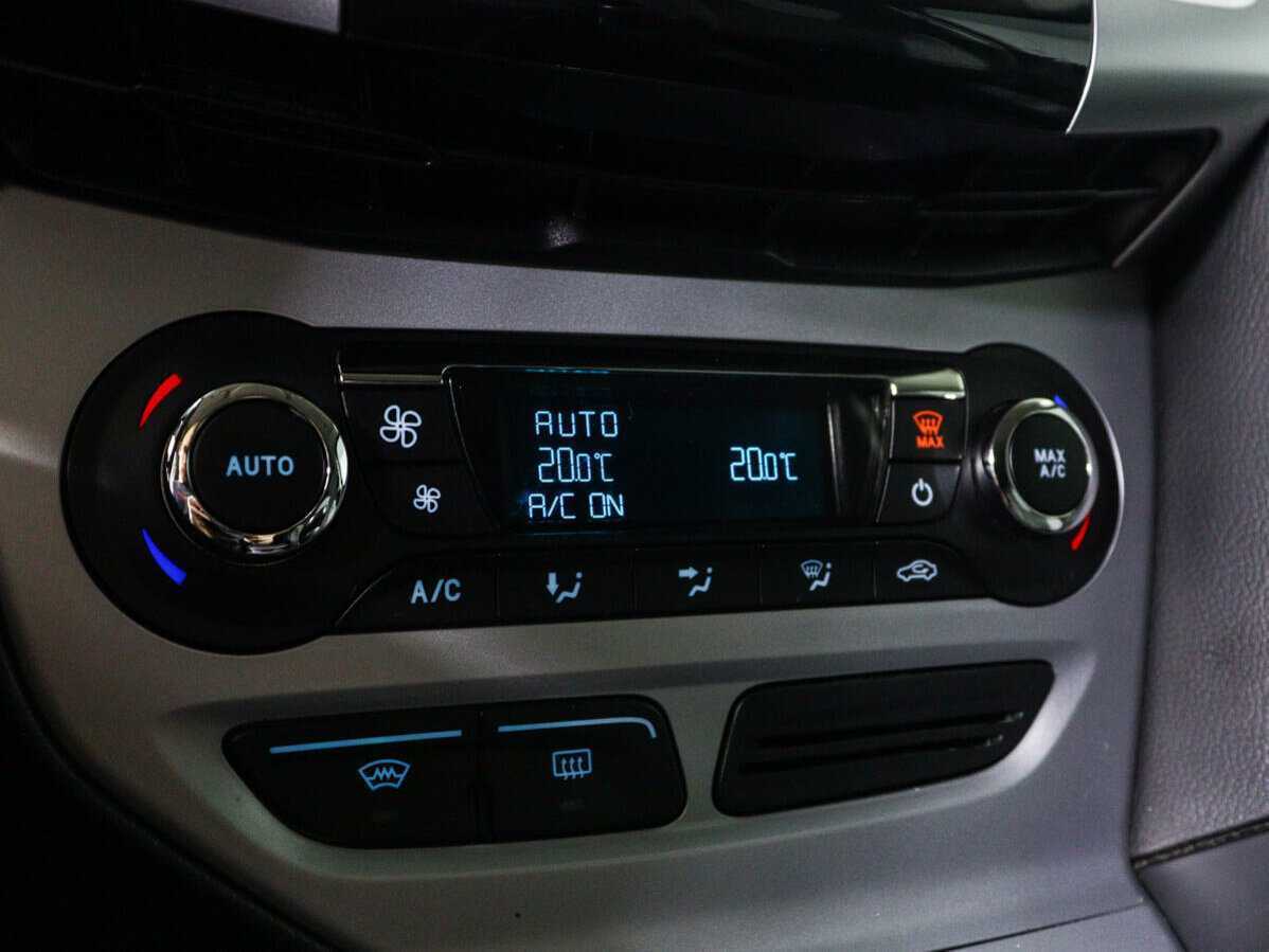 Ford Focus, 2013 Фото №14