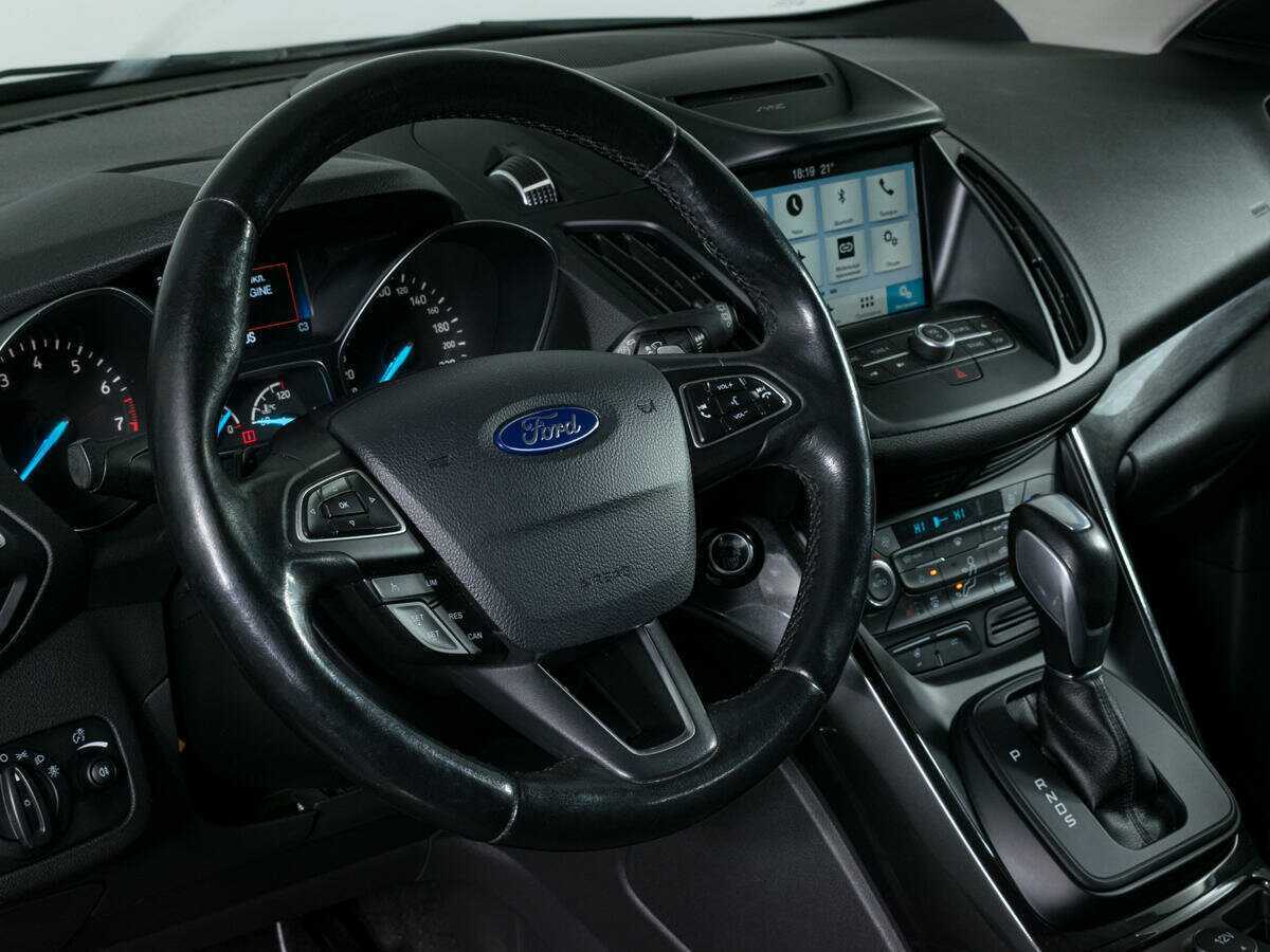 Ford Kuga, 2017 Фото №16