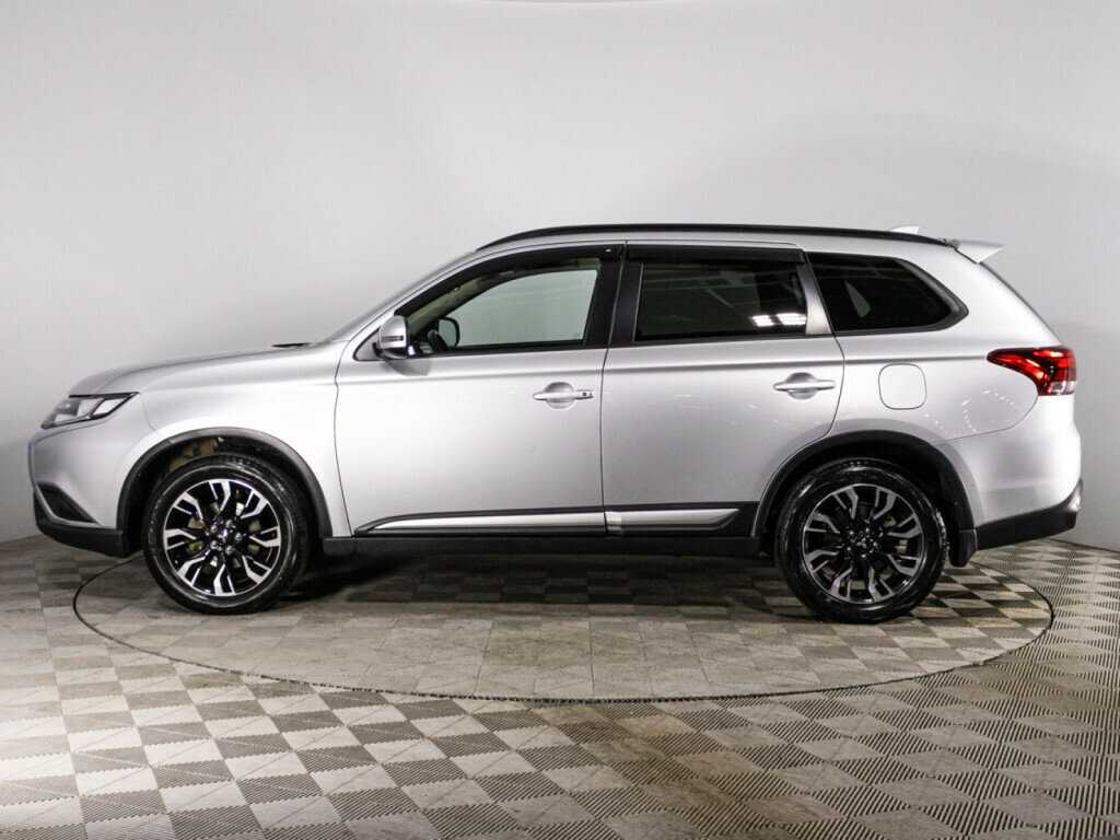 Mitsubishi Outlander, 2021 - 28 857 км. | Фото №8