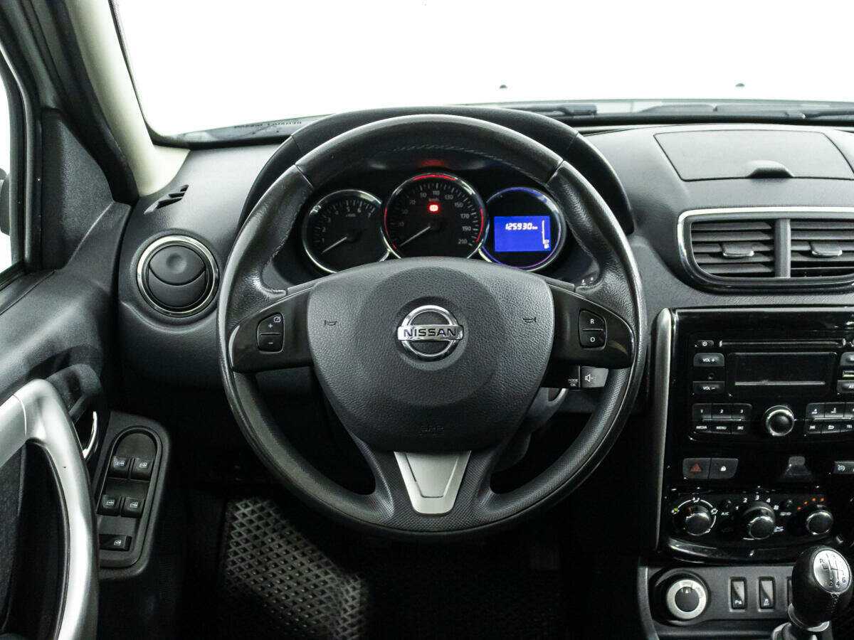 Nissan Terrano, 2018 Фото №17