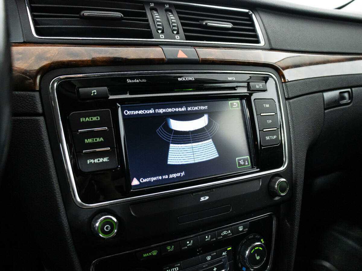 Skoda Superb, 2012 Фото №15