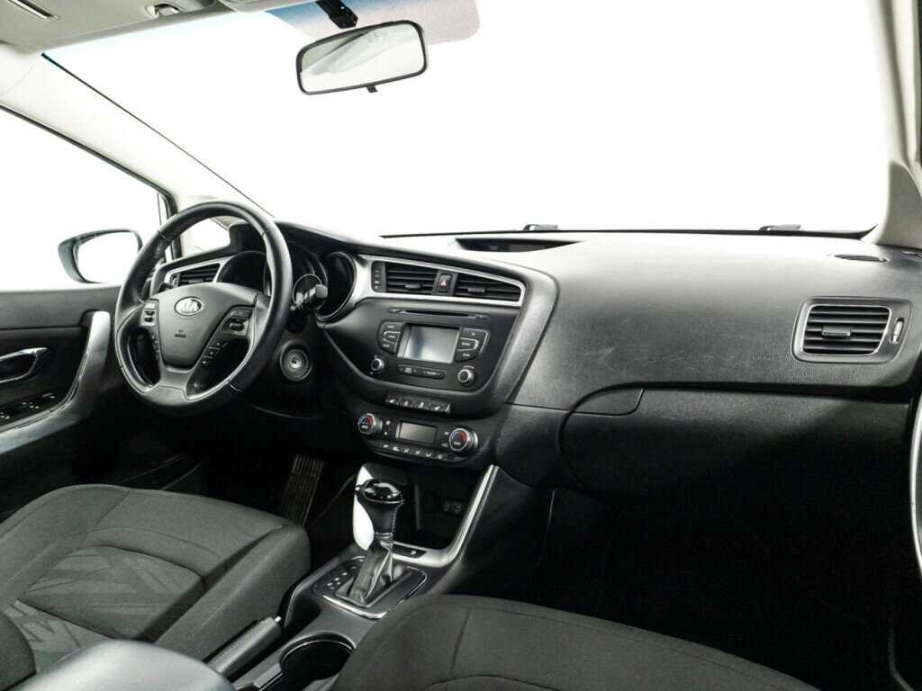 Kia Ceed, 2018 Фото №9