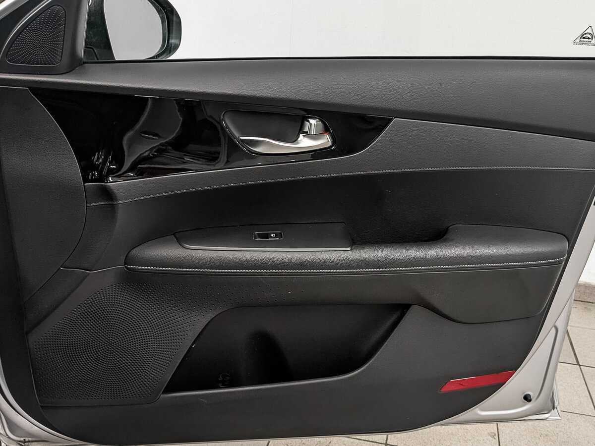 Kia Cerato, 2021 Фото №25