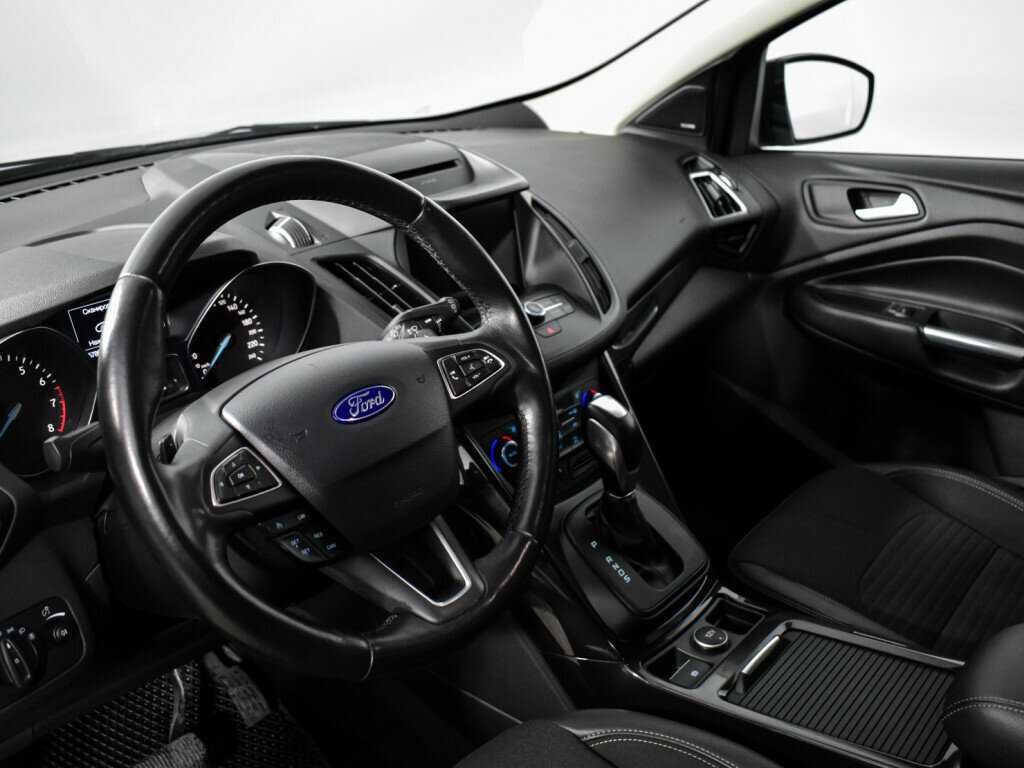 Ford Kuga, 2017 Фото №9