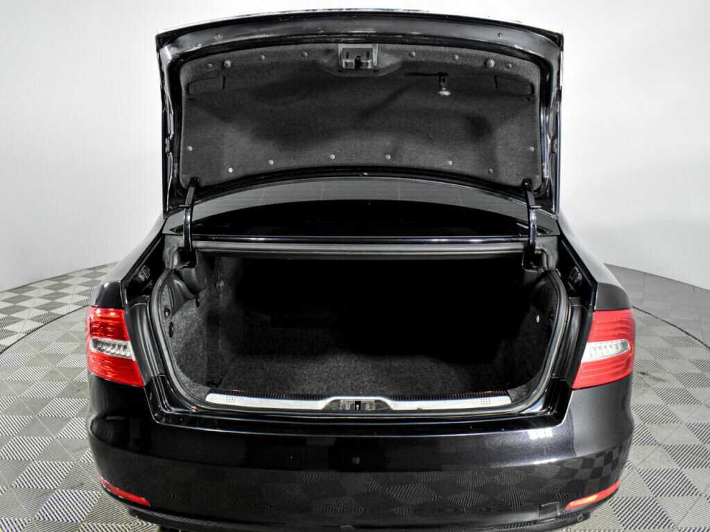 Skoda Superb DSG, 2013 Фото №17