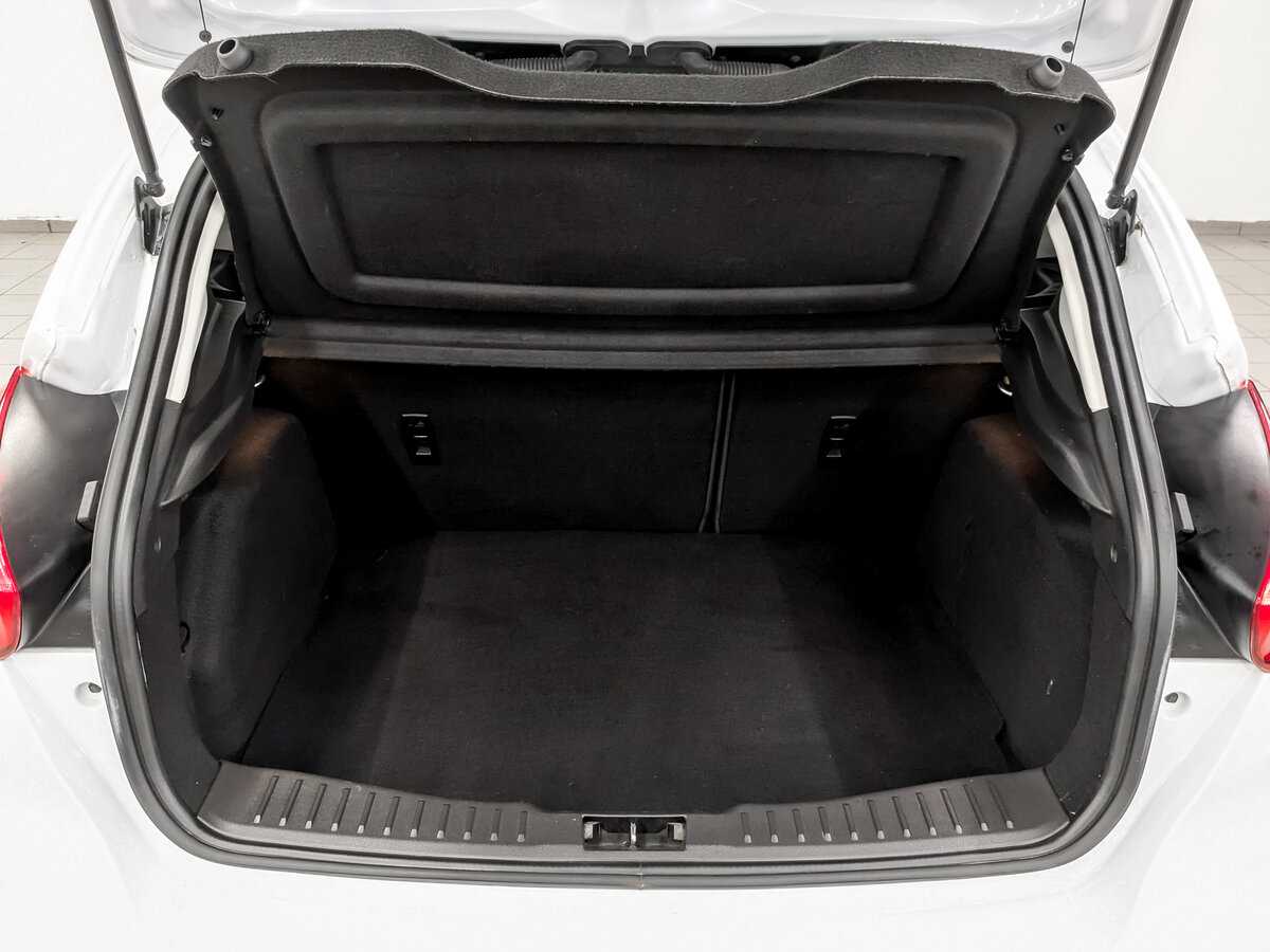 Ford Focus, 2015 Фото №10