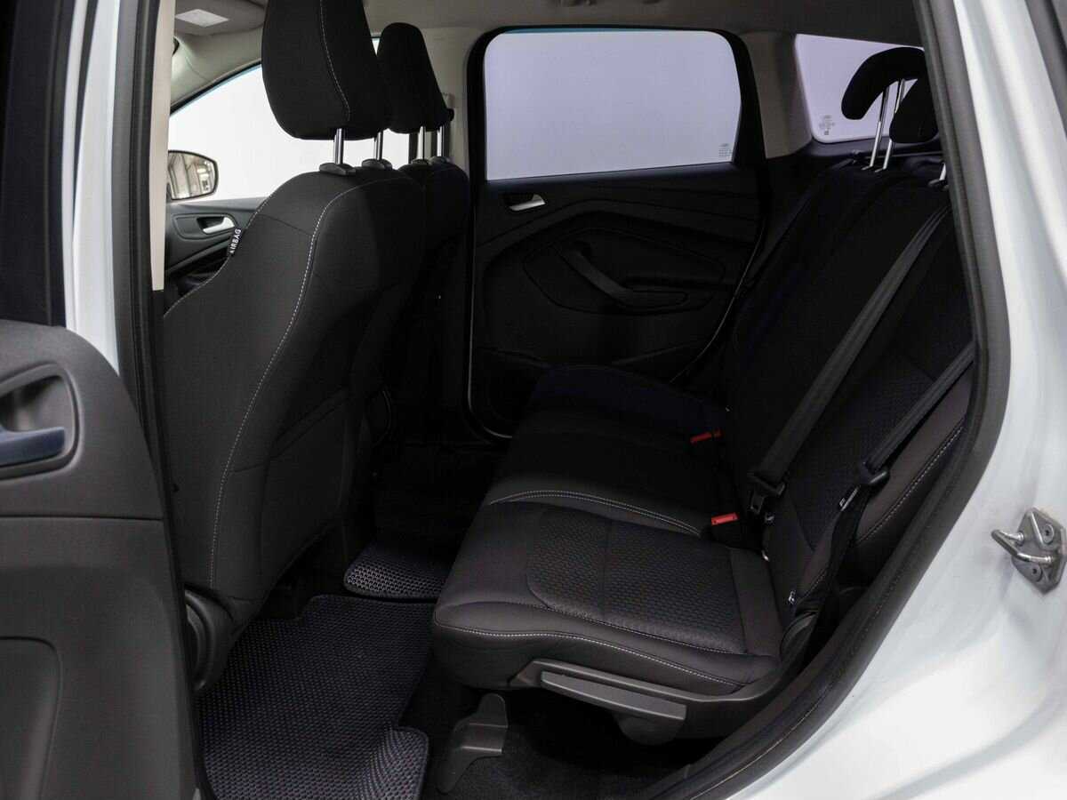 Ford Kuga, 2017 Фото №11