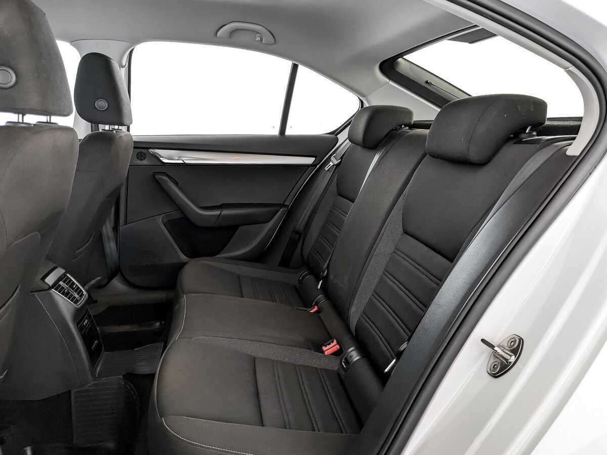 Skoda Octavia, 2018 Фото №12