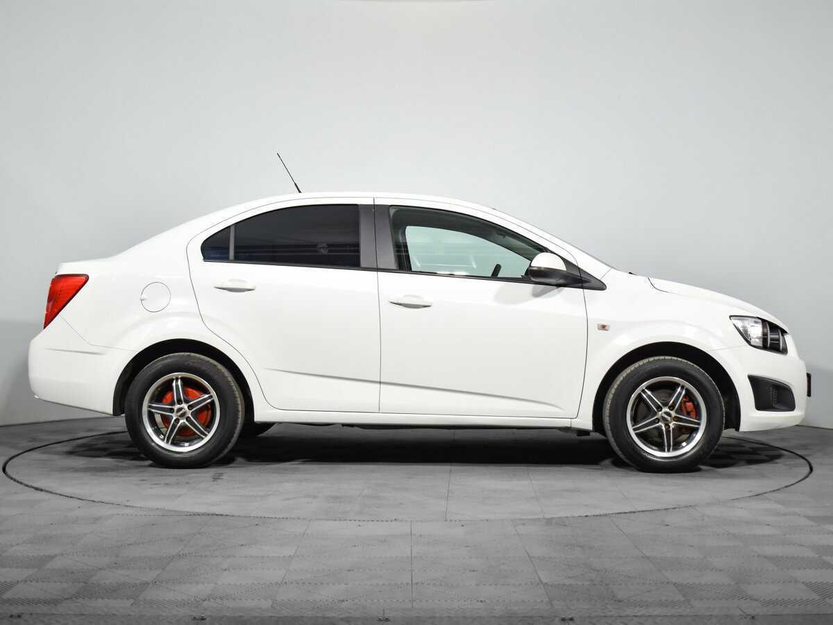 Chevrolet Aveo, 2014 Фото №4