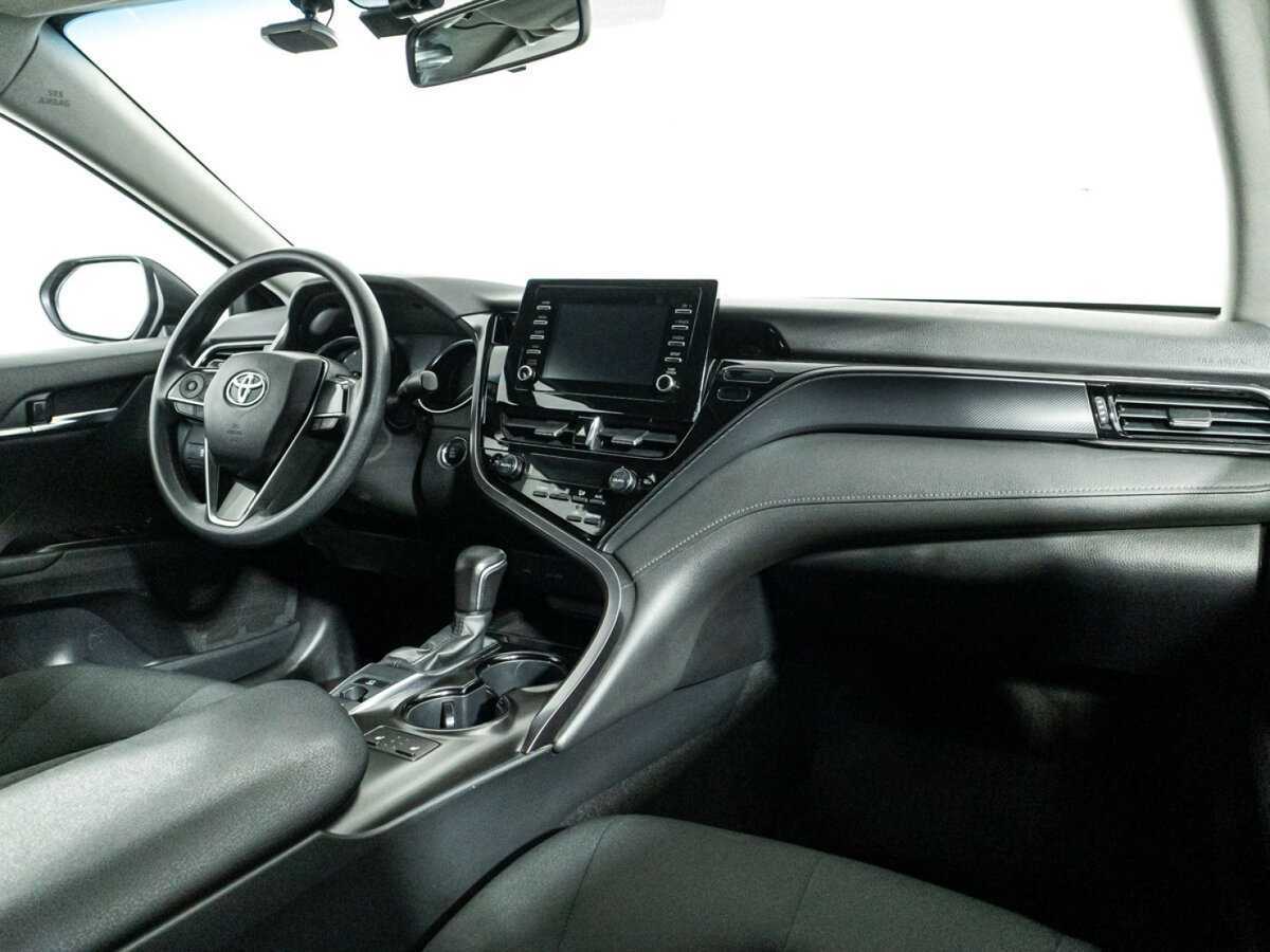 Toyota Camry, 2021 Фото №9