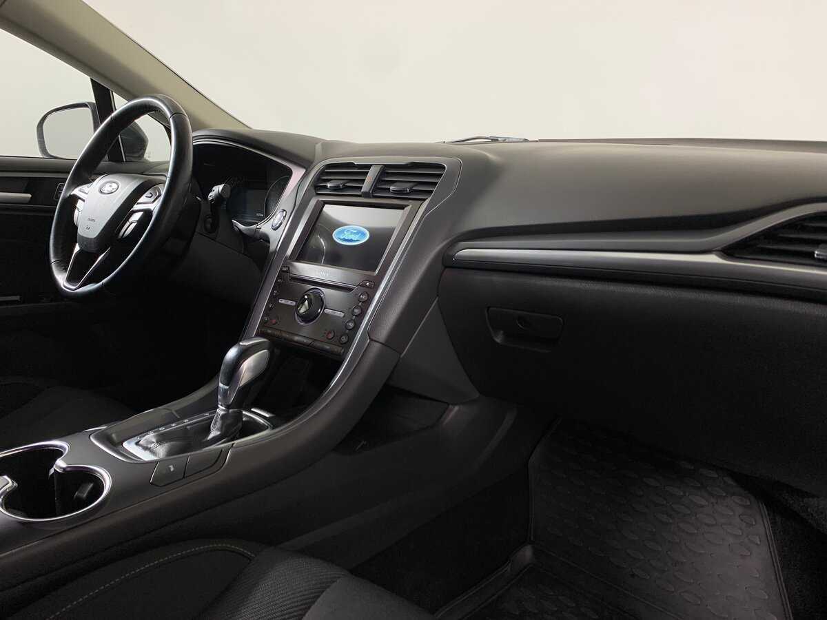 Ford Mondeo, 2017 Фото №14