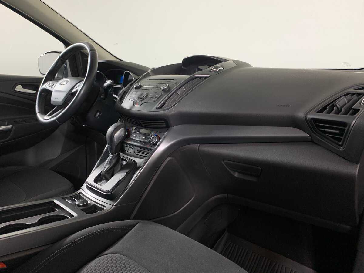 Ford Kuga, 2019 Фото №14