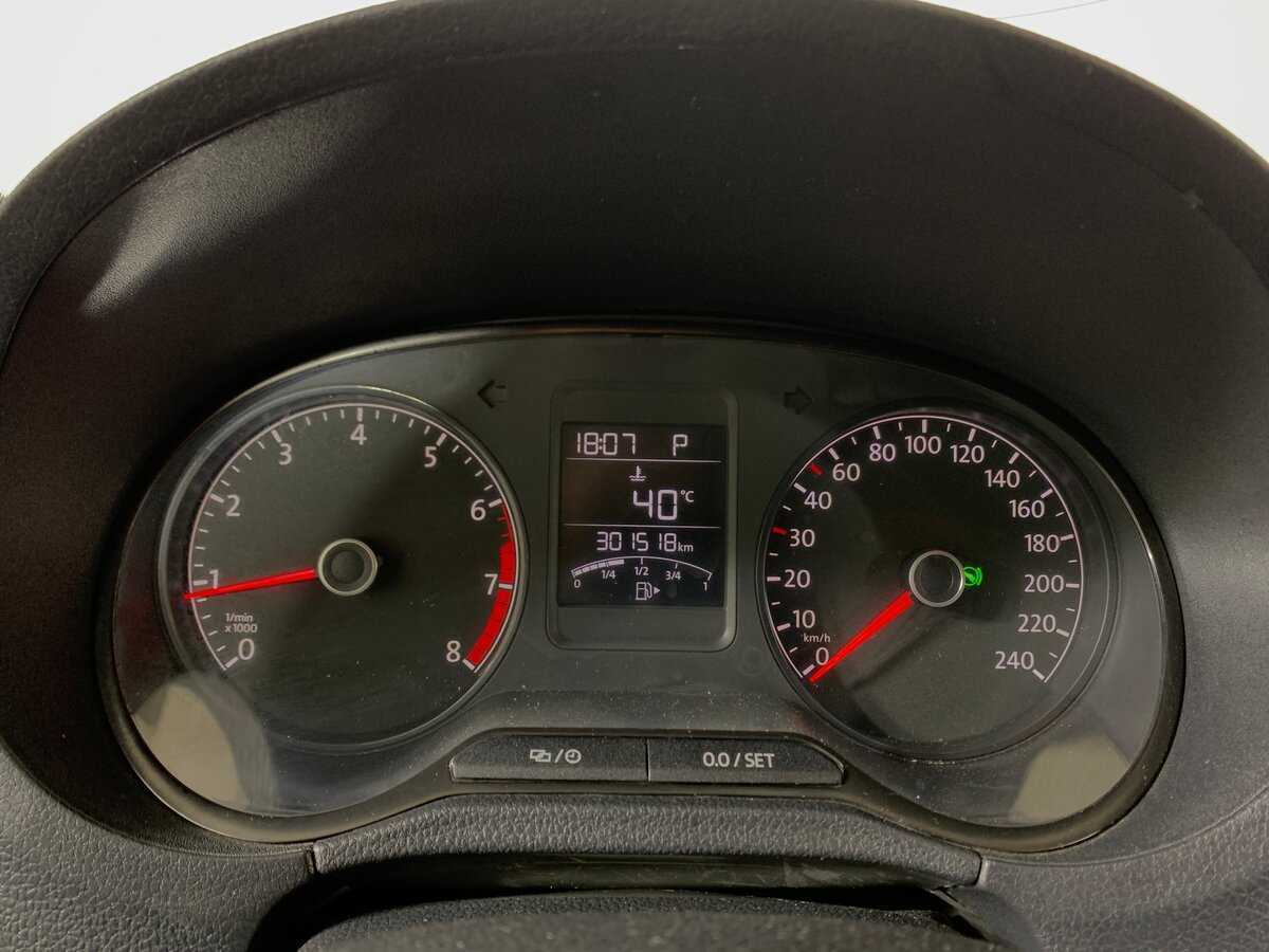 Volkswagen Polo, 2018 Фото №15