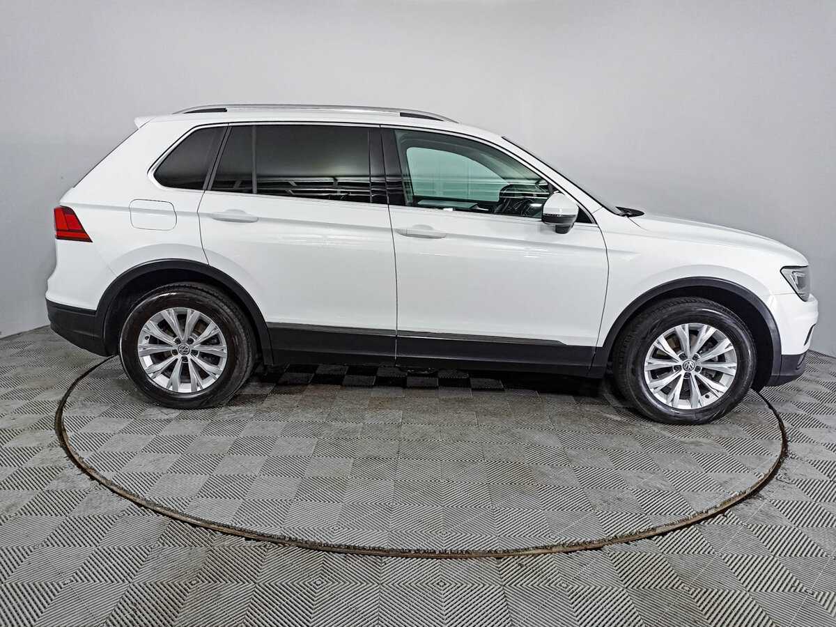 Volkswagen Tiguan, 2018 - 217 896 км. | Фото №4