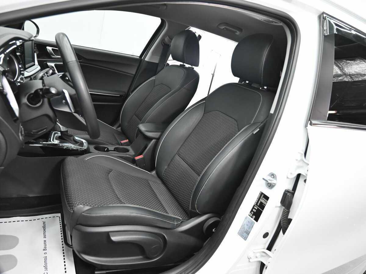 Kia Ceed, 2019 Фото №7