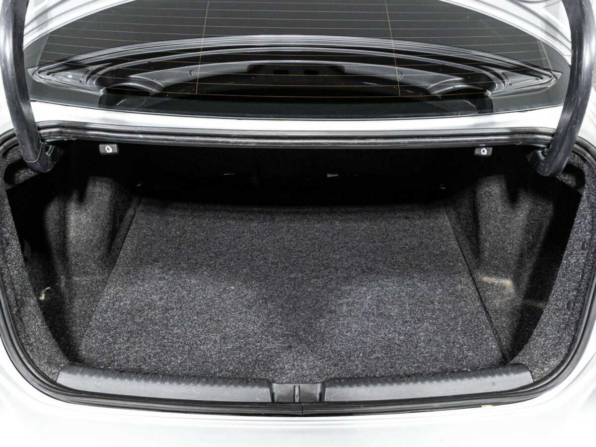 Volkswagen Jetta, 2012 Фото №15