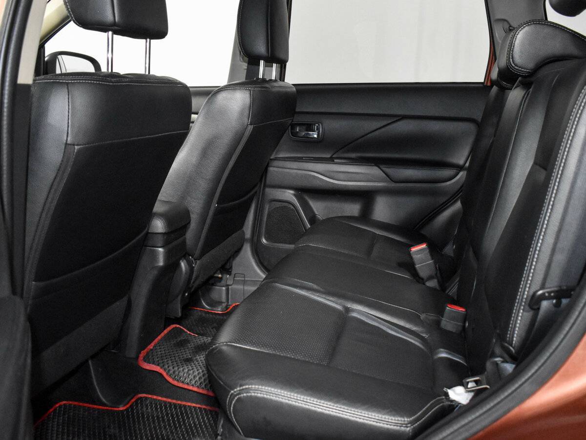 Mitsubishi Outlander, 2012 Фото №13