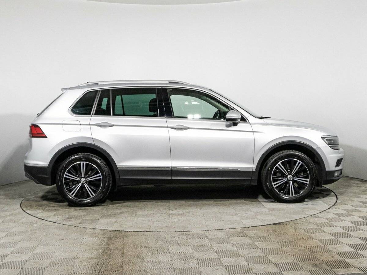 Volkswagen Tiguan, 2018 - 136 888 км. | Фото №4