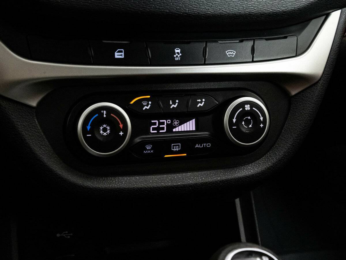 Lada (ВАЗ) Vesta SW Cross, 2019 Фото №14