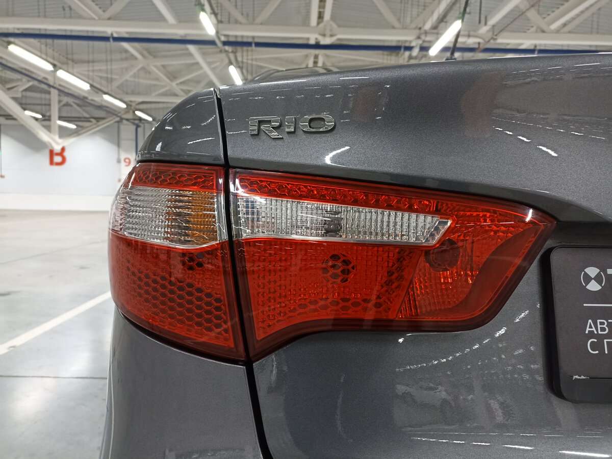 Kia Rio 5-speed, 2013 Фото №9