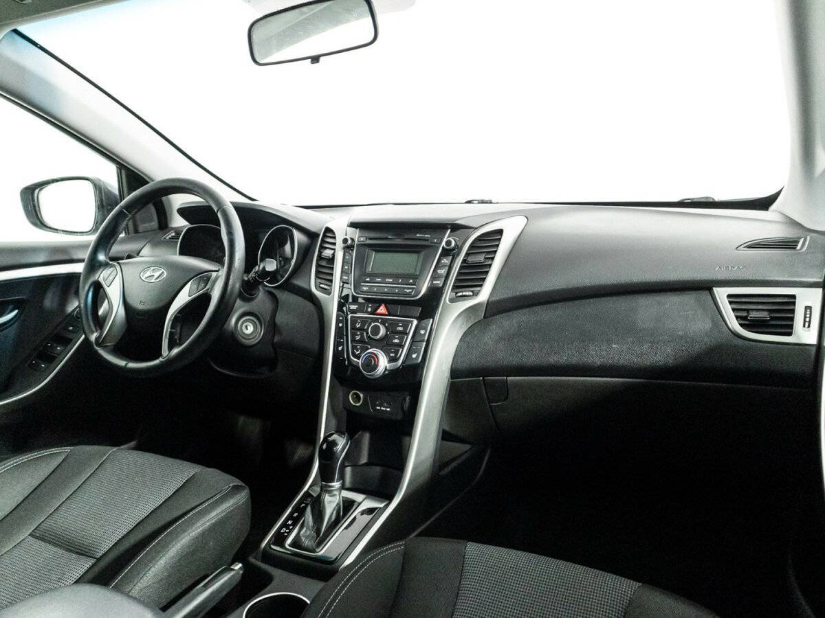 Hyundai i30, 2012 Фото №9