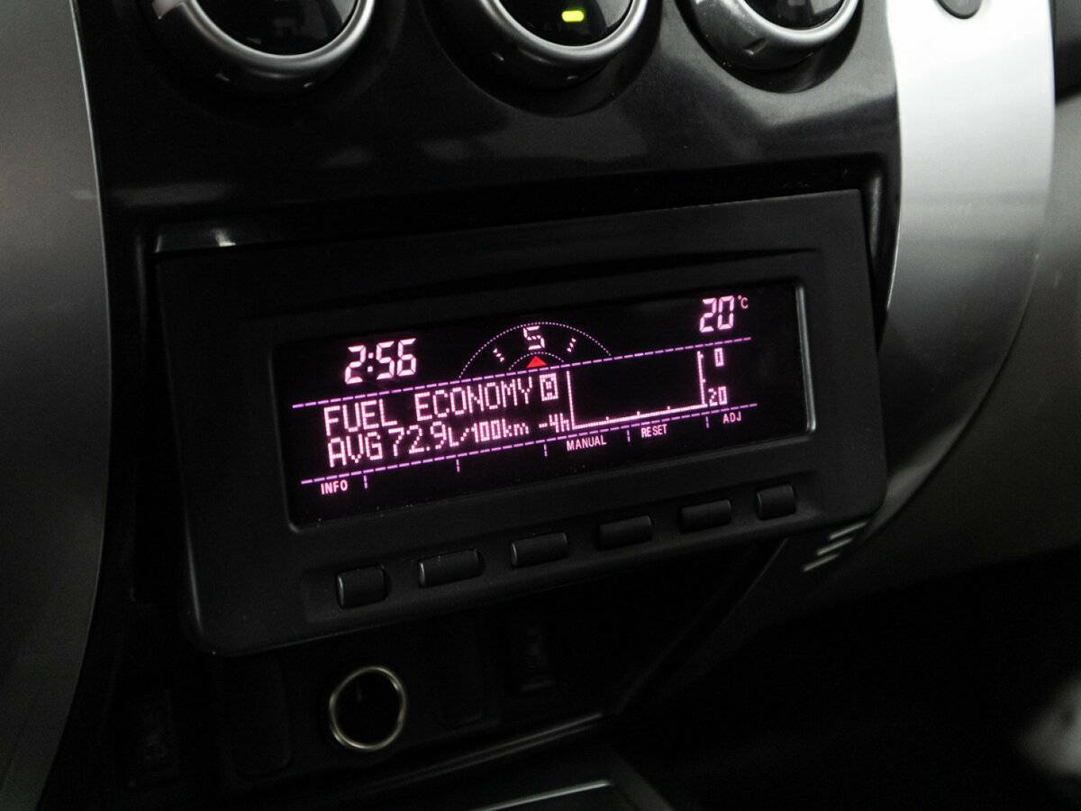 Mitsubishi Pajero Sport, 2012 Фото №19