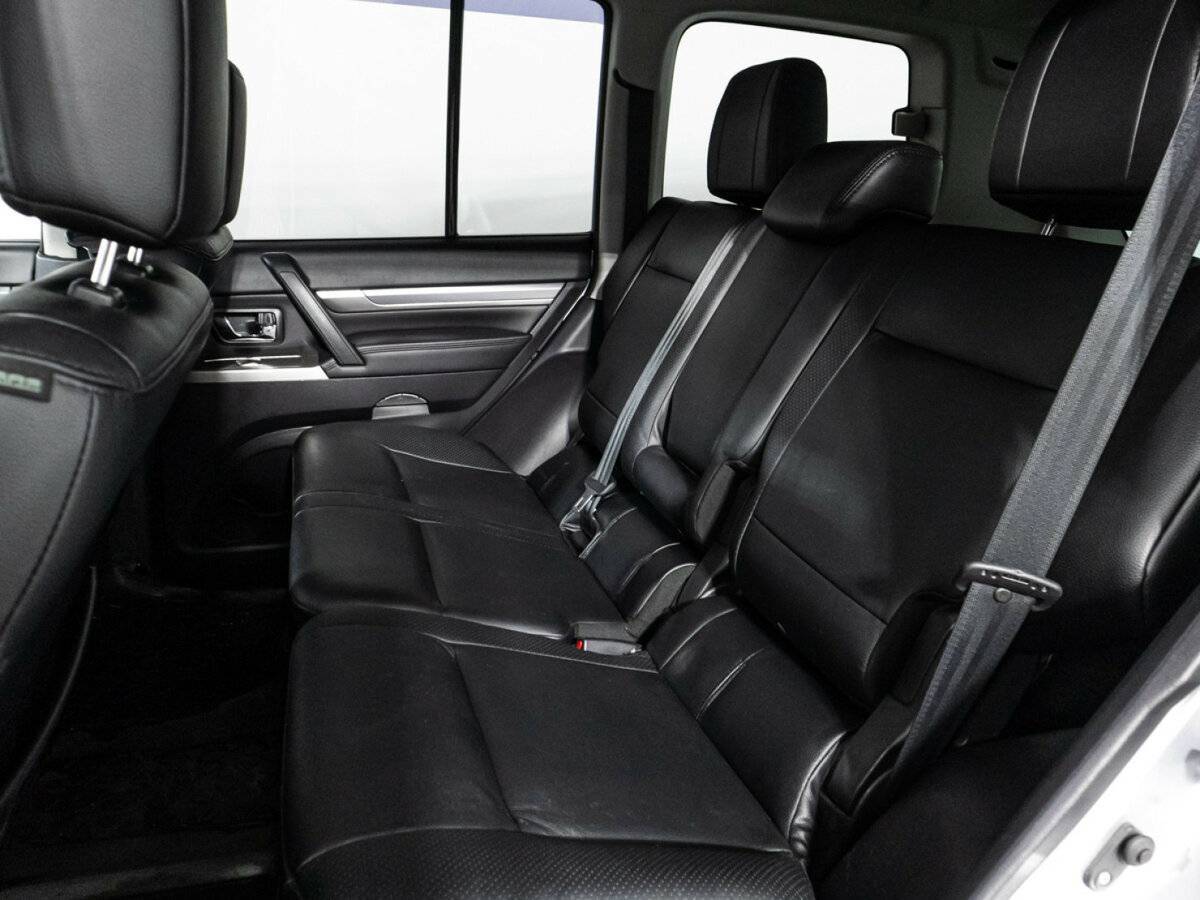 Mitsubishi Pajero, 2012 - 126 497 км. | Фото №8