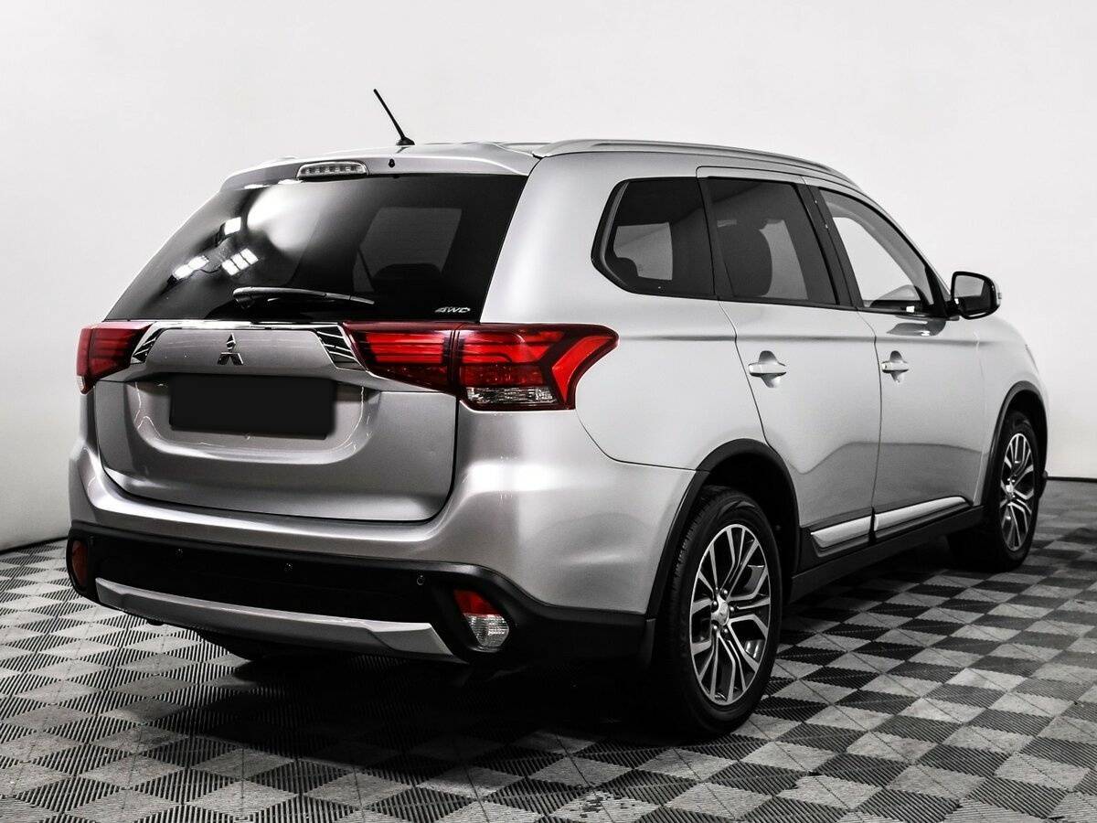 Mitsubishi Outlander, 2015 Фото №5