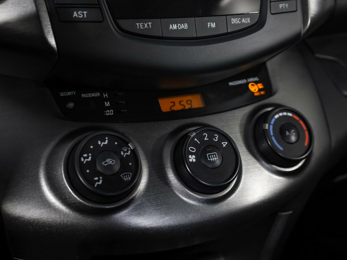 Toyota RAV4 III (XA30) Рестайлинг, 2012 Фото №14