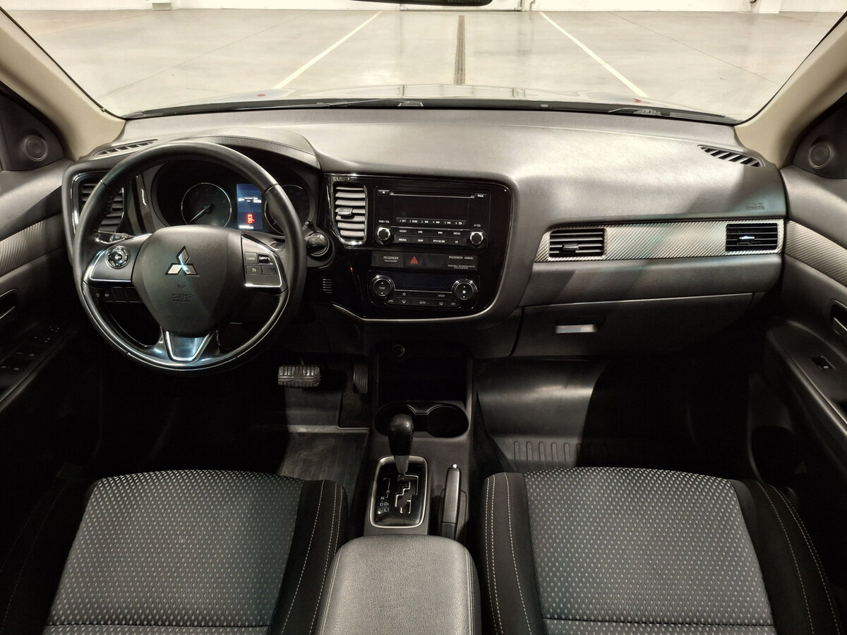 Mitsubishi Outlander III Рестайлинг 2, 2015 Фото №14