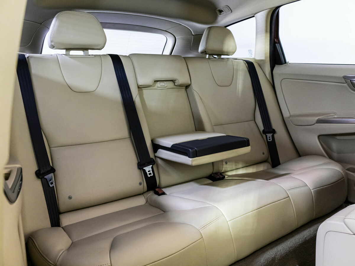 Volvo XC60 I Рестайлинг, 2014 Фото №16