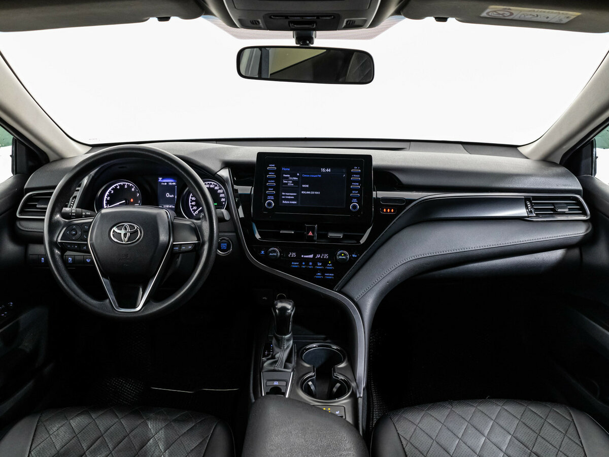 Toyota Camry VIII (XV70) Рестайлинг, 2021 - 119 139 км. | Фото №8