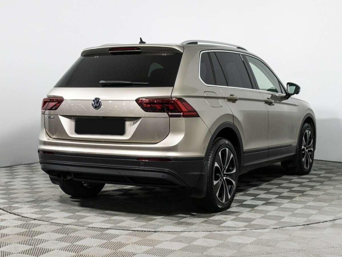 Volkswagen Tiguan II, 2019 - 106 837 км. | Фото №5