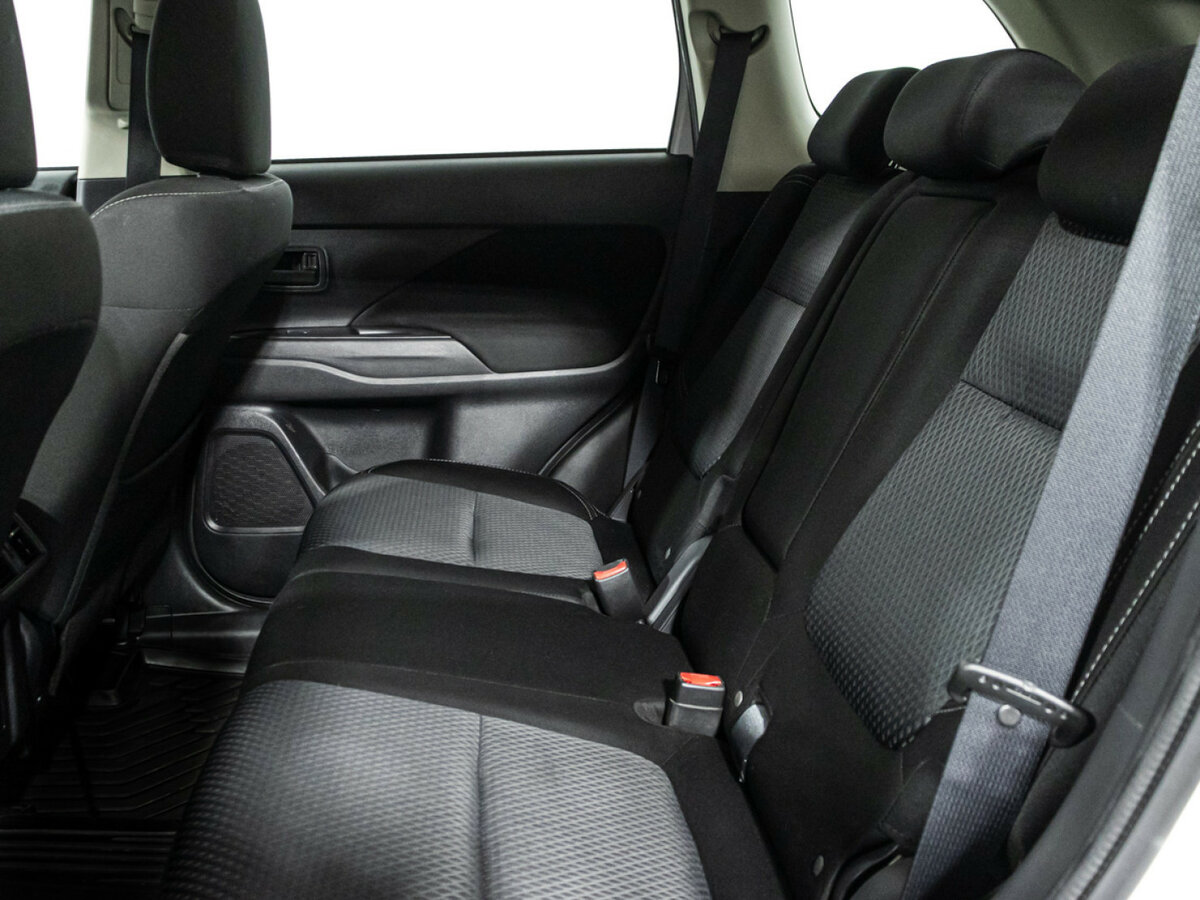 Mitsubishi Outlander III Рестайлинг 3, 2019 - 139 151 км. | Фото №8