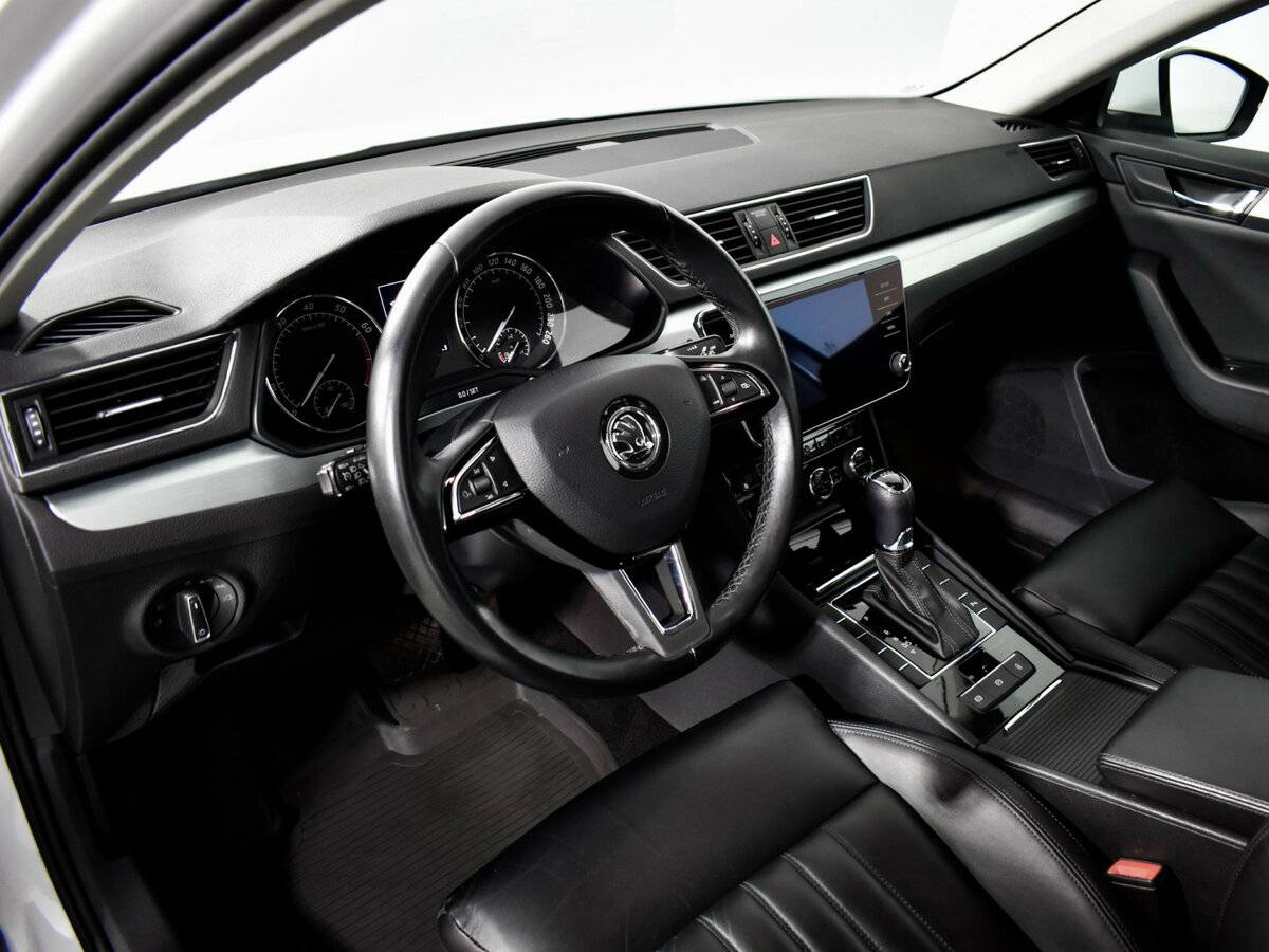 Skoda Superb III, 2018 Фото №7