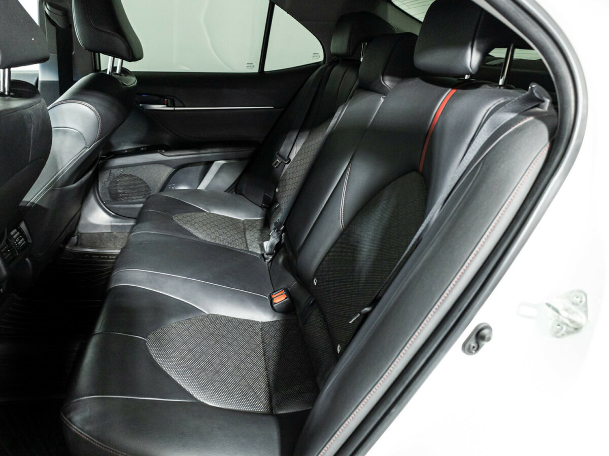 Toyota Camry VIII (XV70), 2020 - 71 000 км. | Фото №8